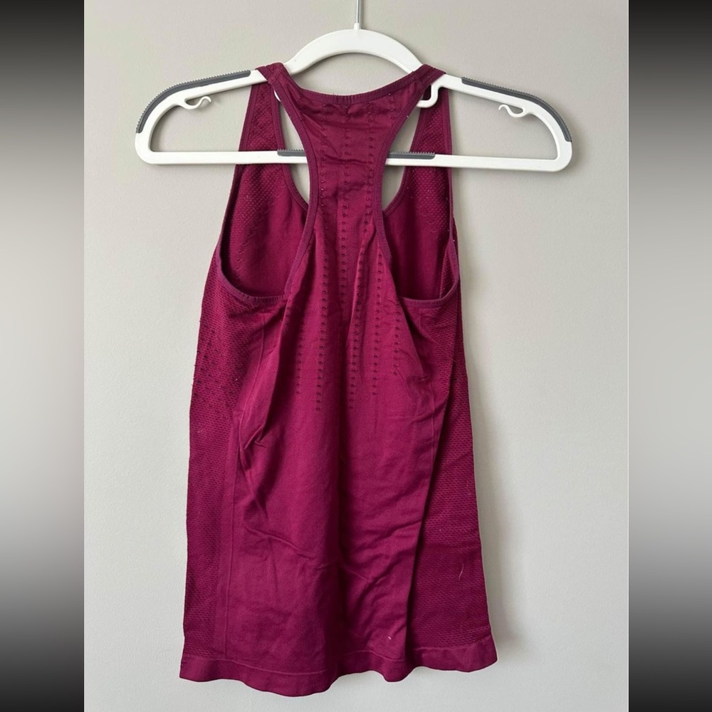 Fabletics Top - Picture 2 of 2